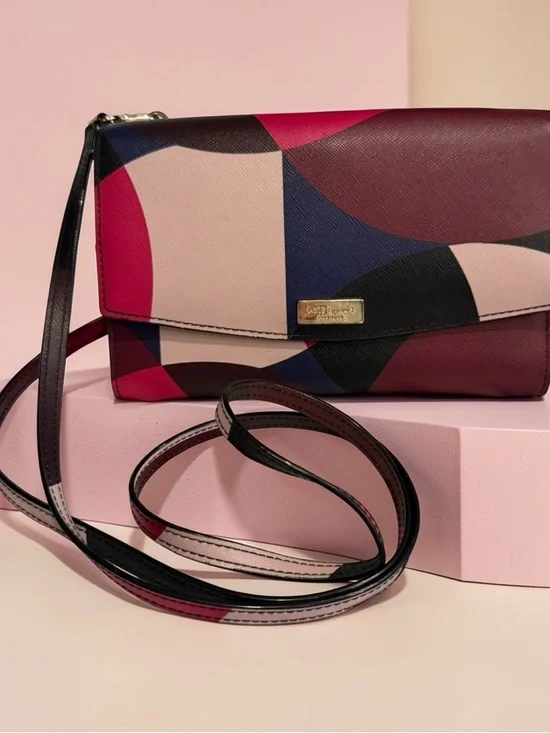Kate Spade Laurel Way Winni Leather Crossbody Wallet Pink/Purple/Navy WLRU3171 - Picture 1 of 5